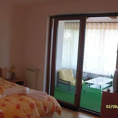 Gazei 3*
